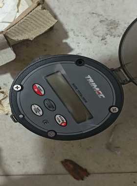 TRIMEC电子流量计2台一台全新的单是外壳比较破需要--议价商品