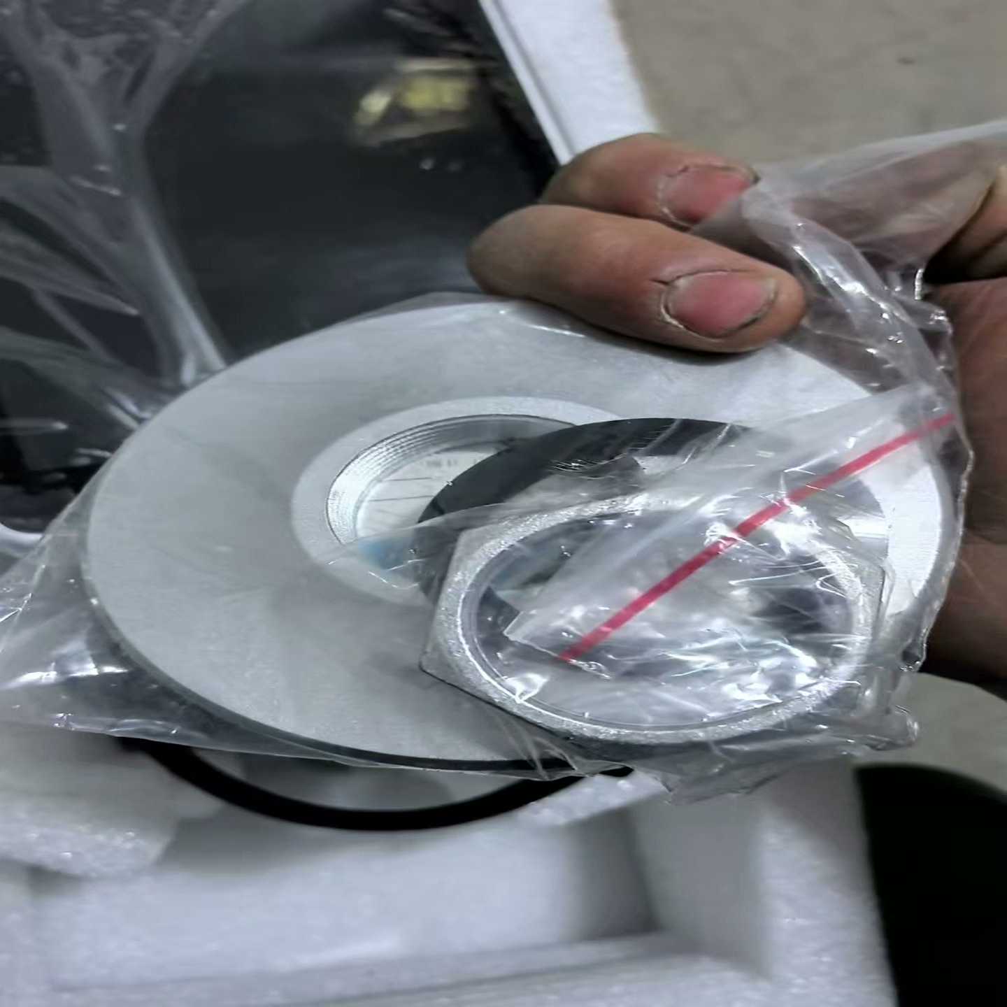 询价AB罗克韦尔薄型固态继电器700-HLS1Z24