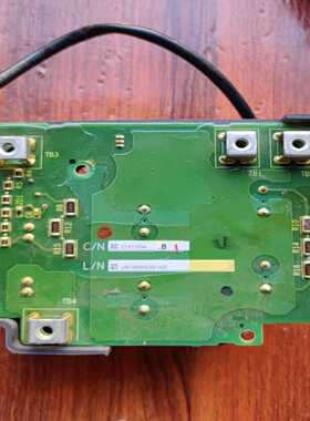 询价~安川变频器电容板ETX710044