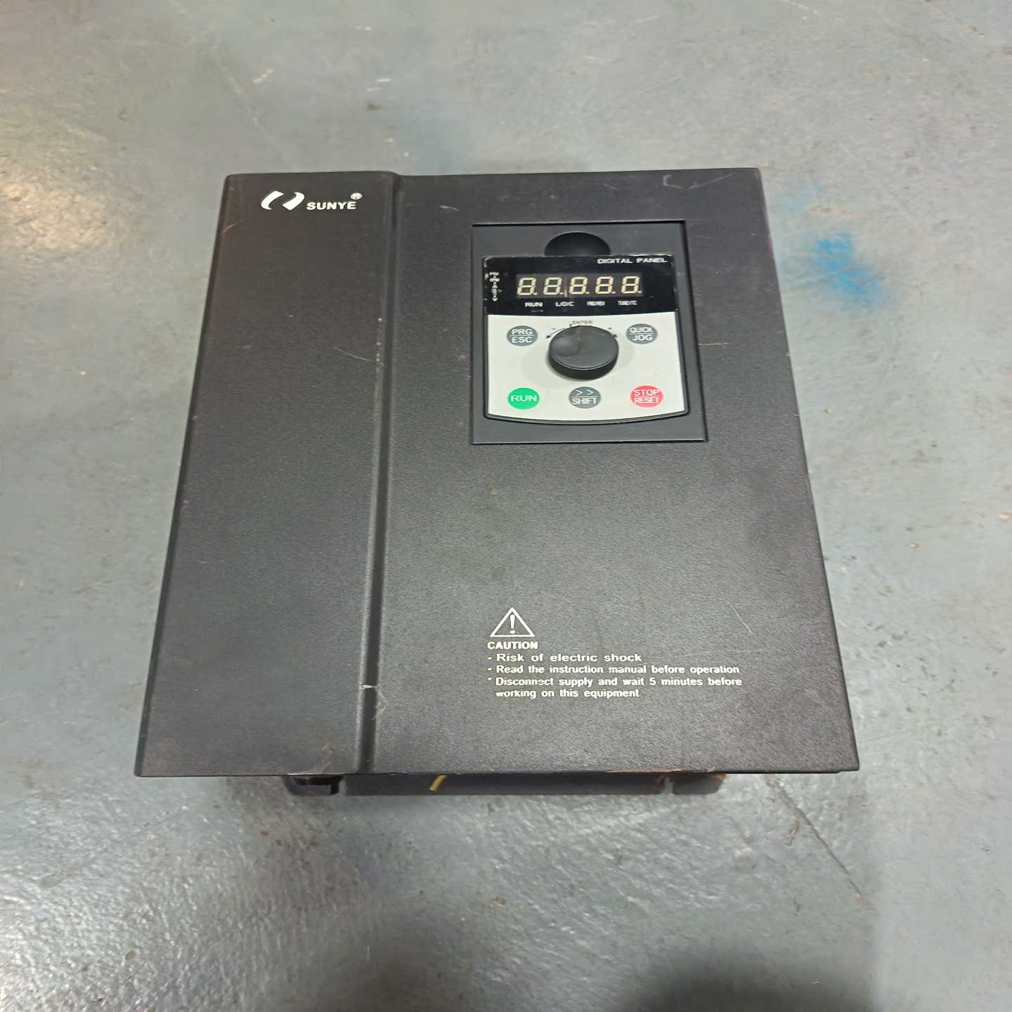 SUNYE日业CM530变频器11千瓦，型号CM530-B0一议价商品