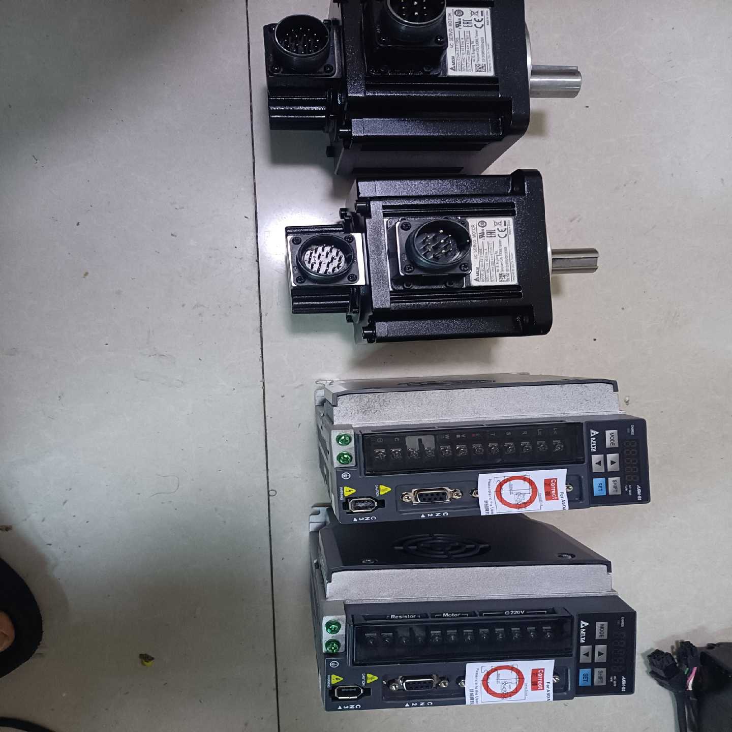 台达B2伺服1KW，驱动ASD-B2-1021-B+电机EC~询价