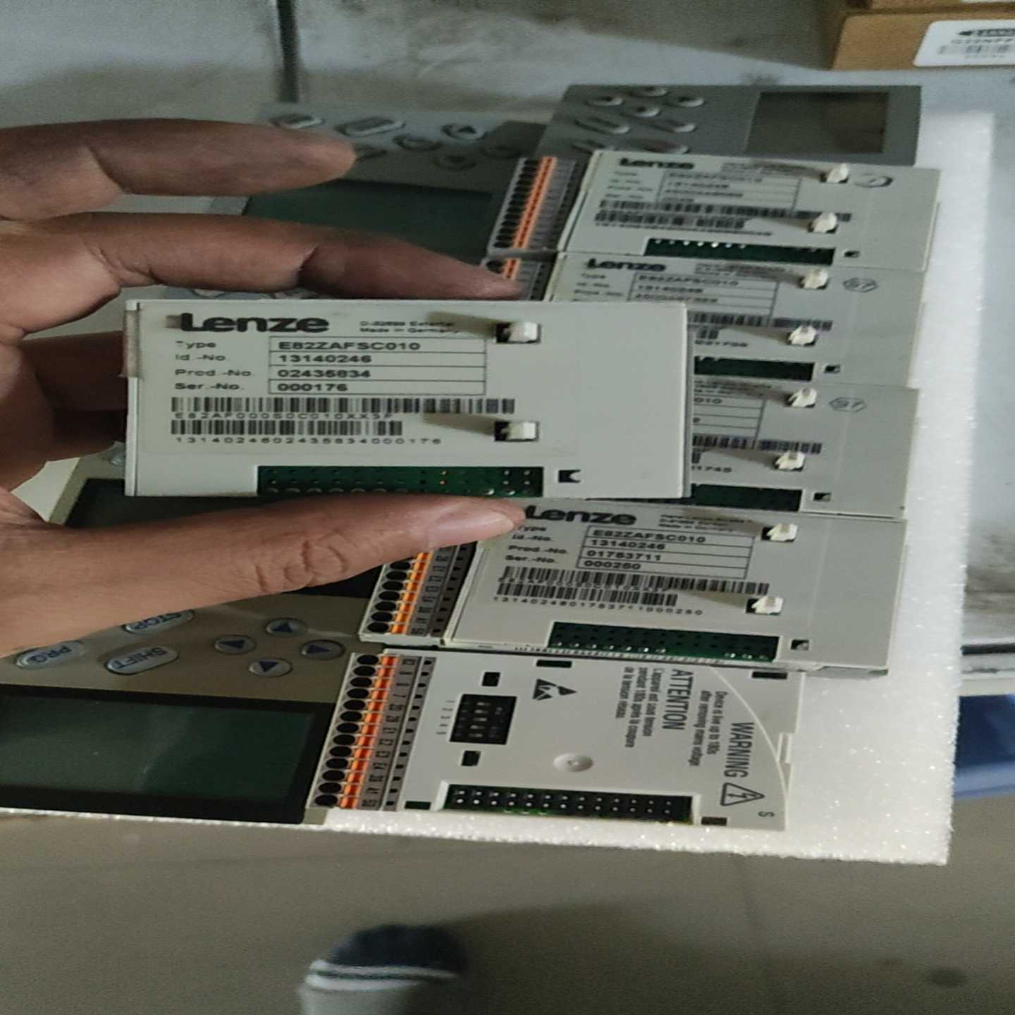 82010 成色新 包好~询价