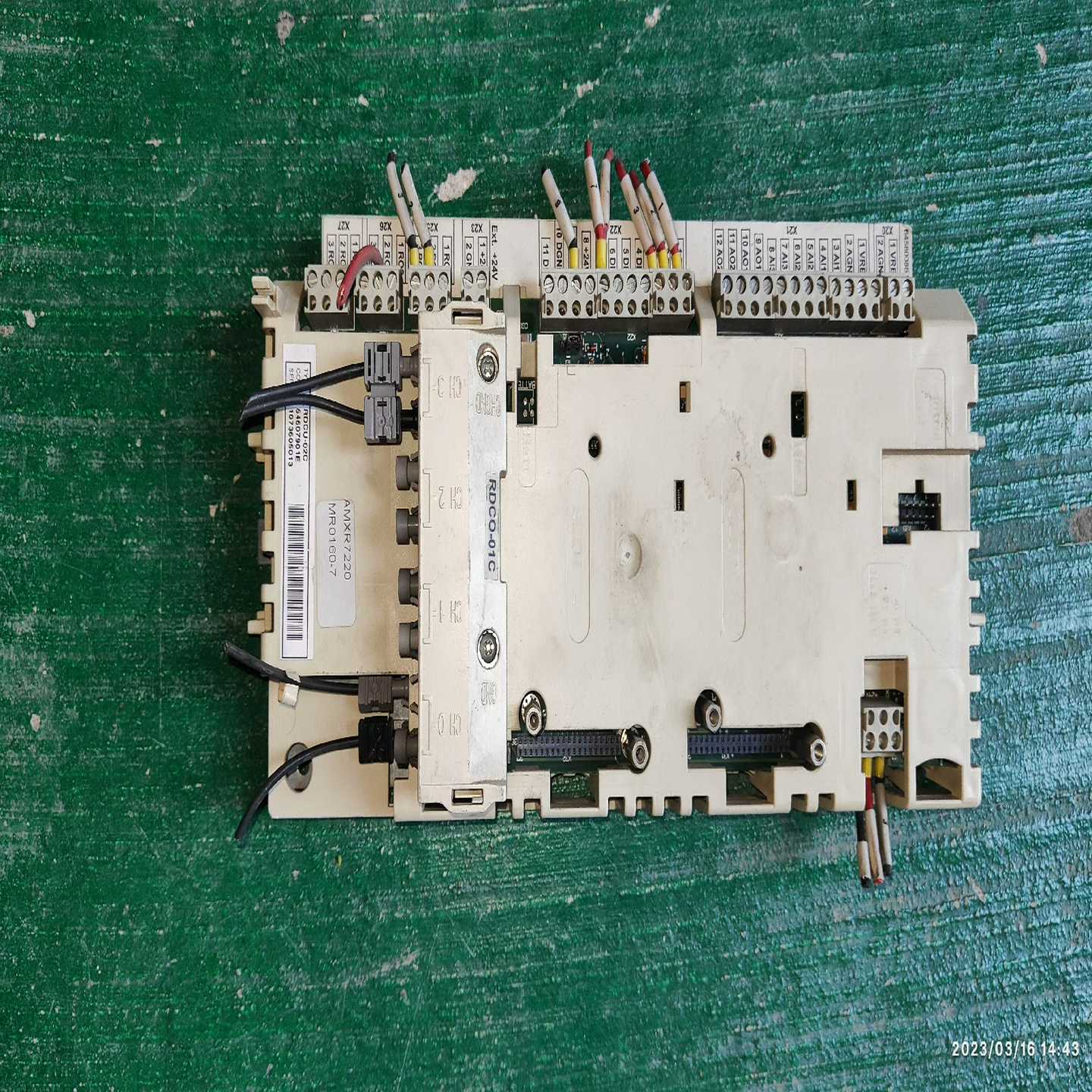 变频器ACS800主板IO板端子RDCU-12CRD议价