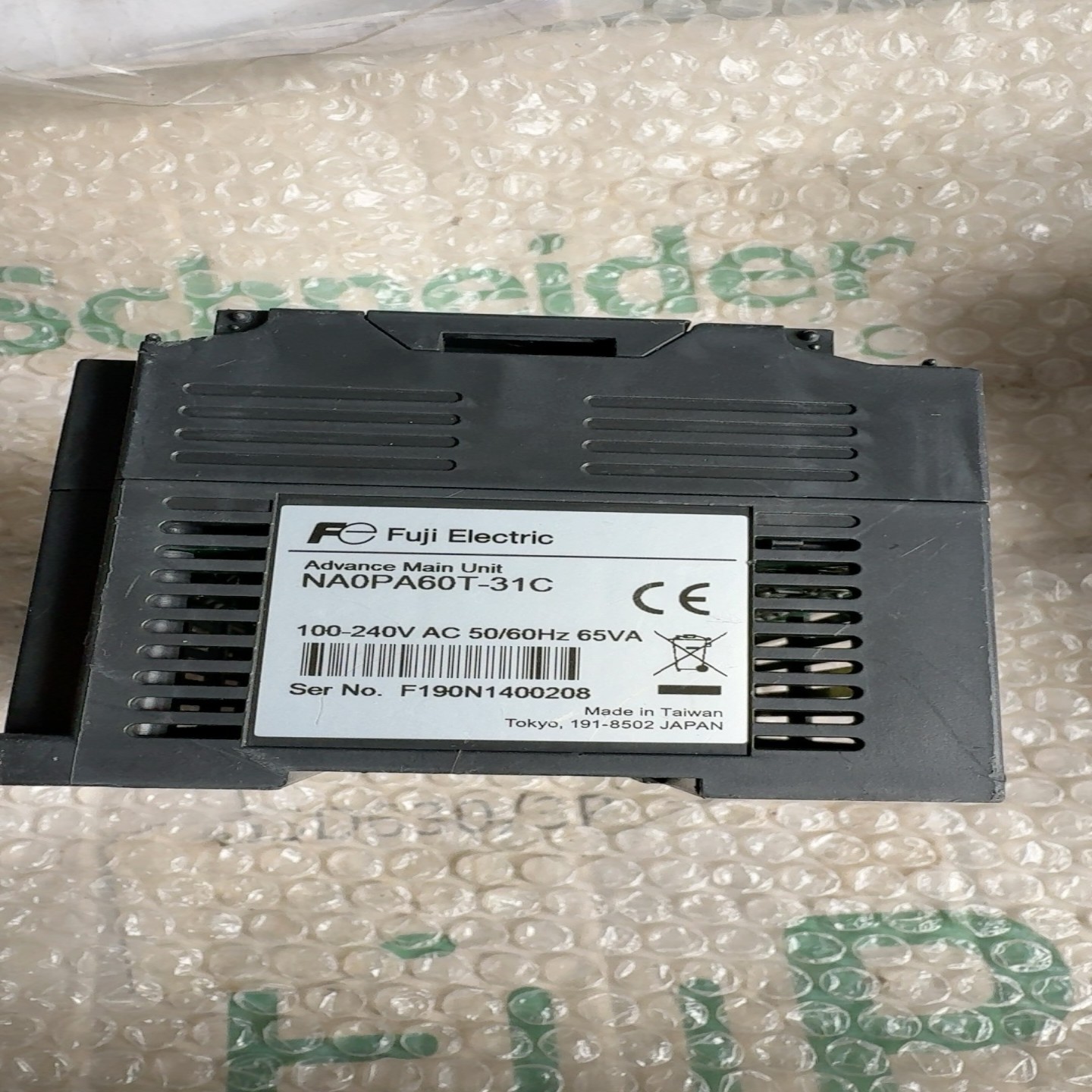 富士PLC控制器，NA0PA60T-31C，成色如图，~询价