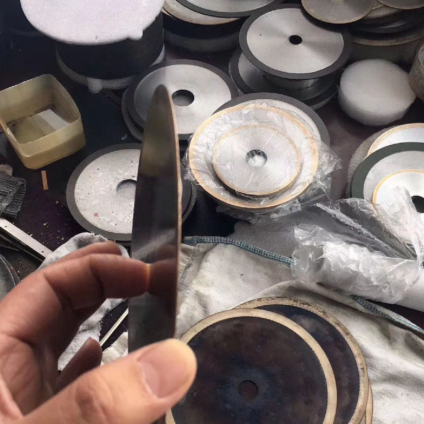 树脂金刚石玻璃切割片超薄金属金刚石切割片金相切割片250