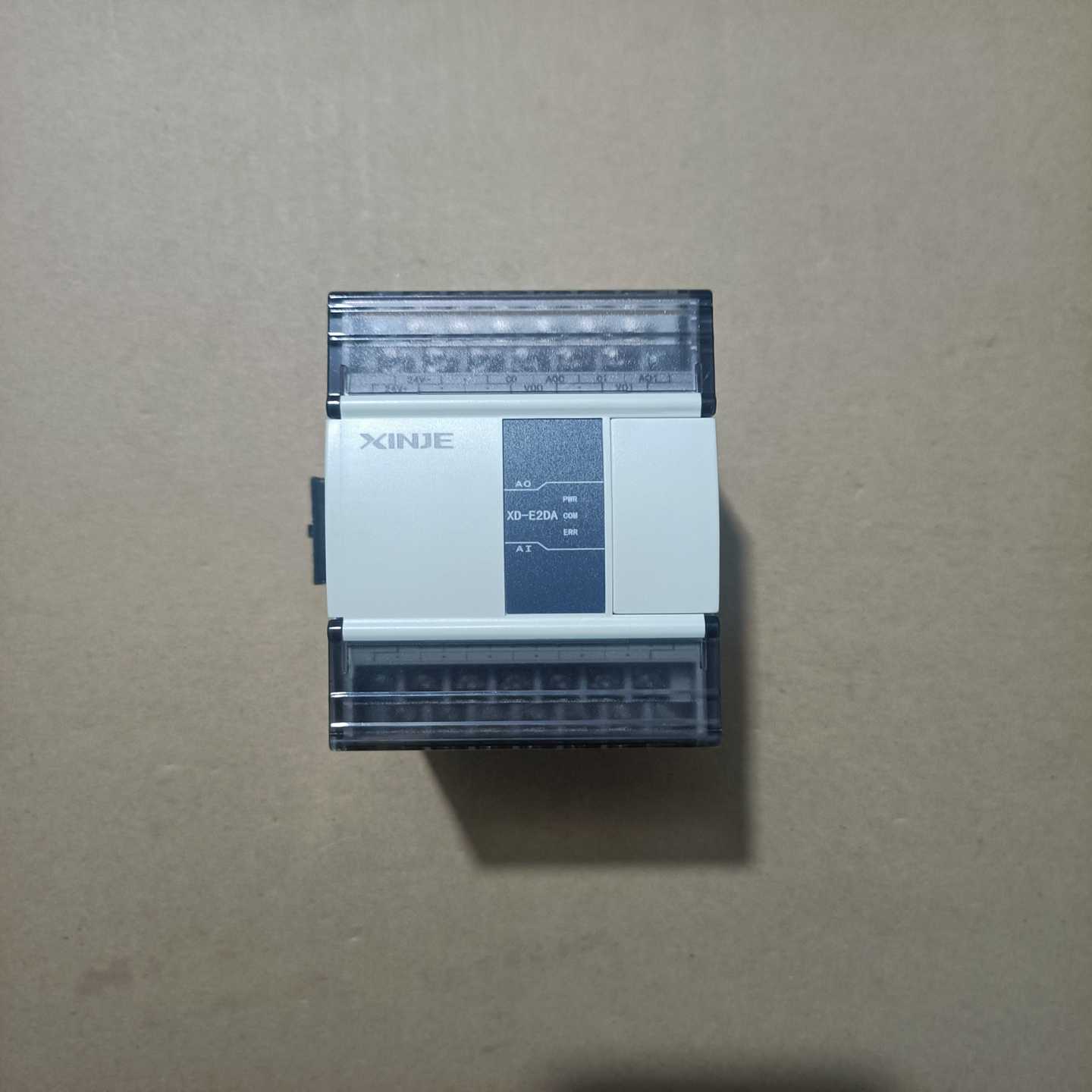 信捷PLC扩展模块，型号XD-E2DA，成色95新--议价商品