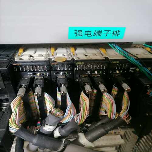 咨询-PLC一套CJ2M-CPU13，ID261，ID231