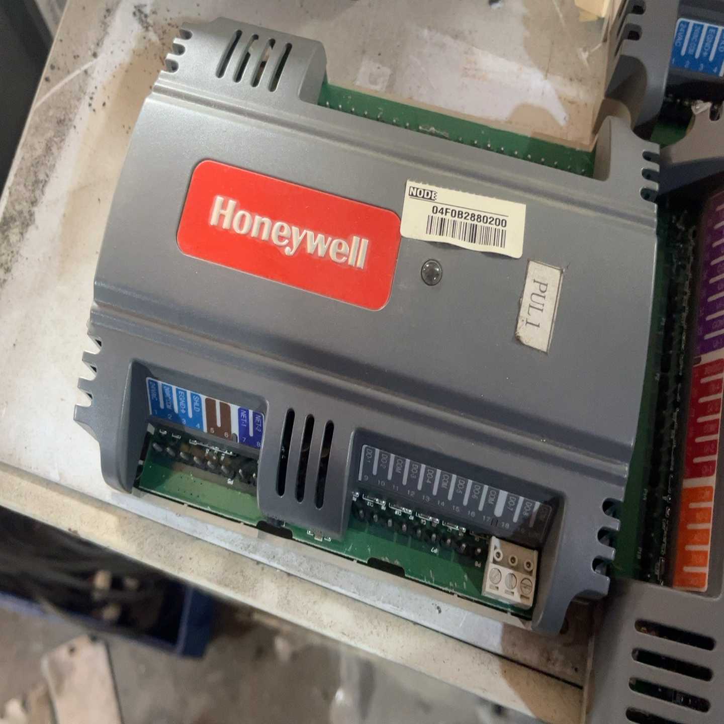 霍尼韦尔PUL6438通用DDC控制器，议价