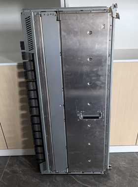 NetEngine 8000X16 14.4Tbps交换