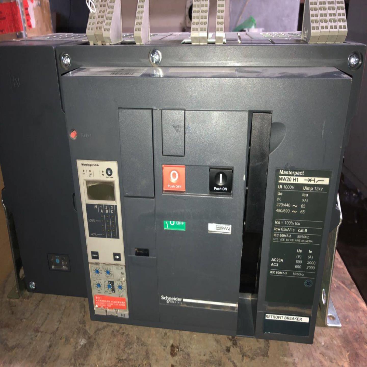 配件施耐德框架断路器NW20H14PF+Mic50A议价