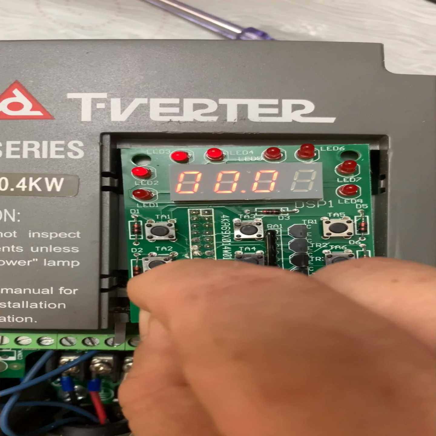 台安变频器N2-2P5-H(0.5HP)220V0.询价