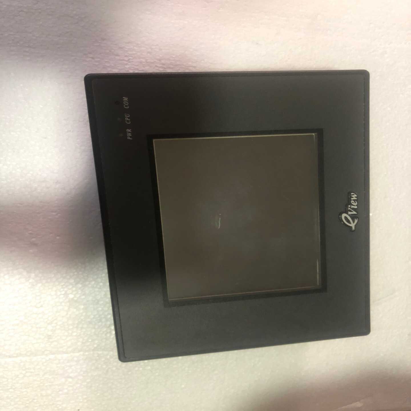 步科MT4300C触摸屏，实物图，功能 。（地坛设备）