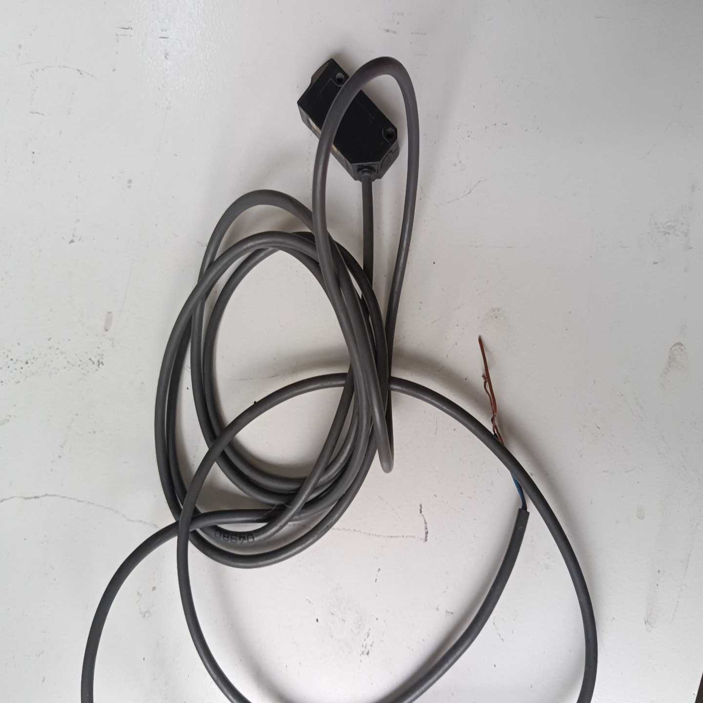 E3V3-T61-10-L一个没有包装询价