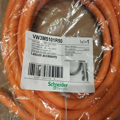施耐德VW3M5101R50伺服马达电缆5m全新未用--议价商品