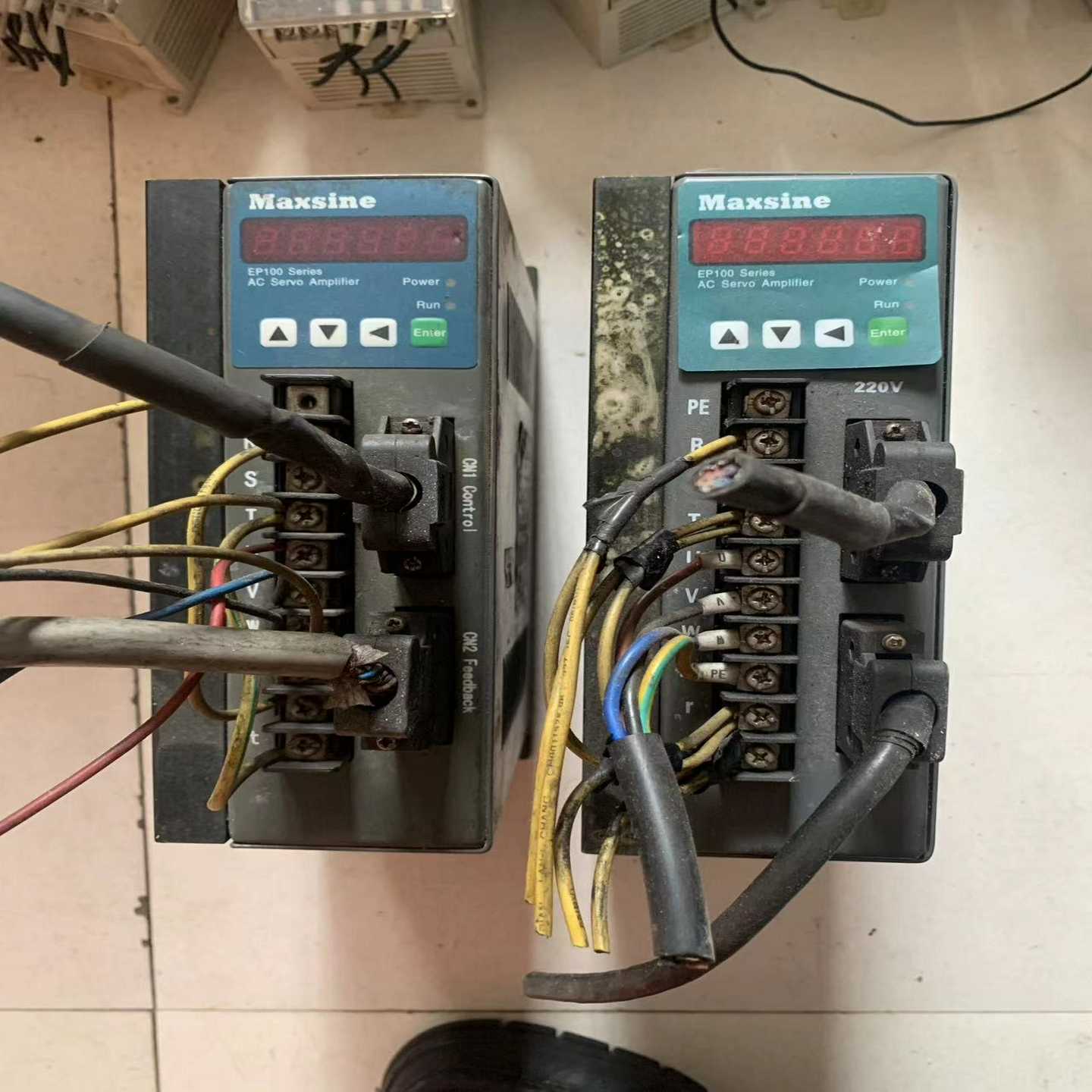 迈信驱动器 一台EP100-2A 一台EP100B-3A（电子设备）