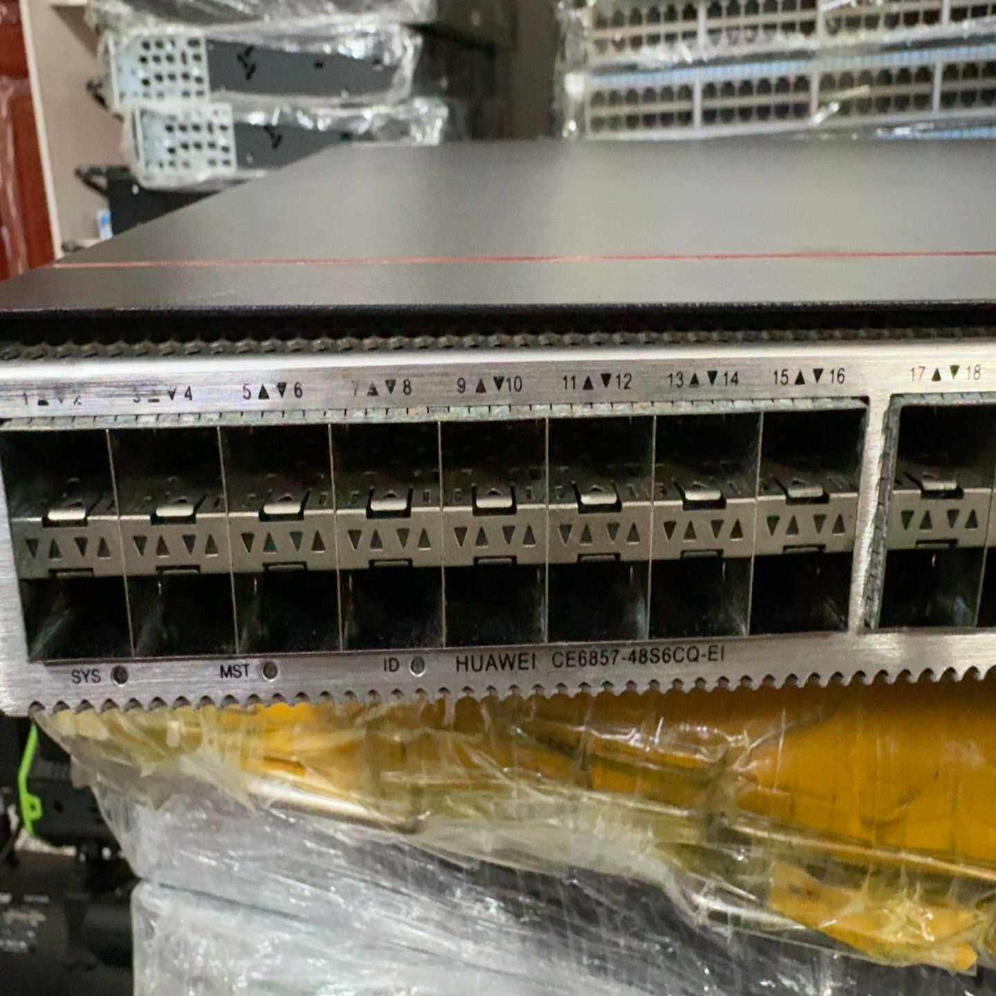 华为二手CE6857-48S6CQ，2手现货2台