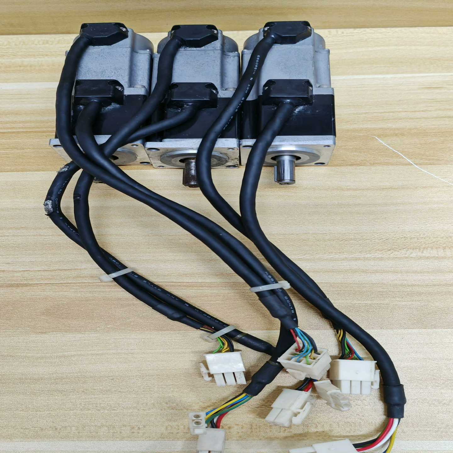 班美萝三星电机CSMT-01BB1ABT3/三台单价220。CSM--议价商品