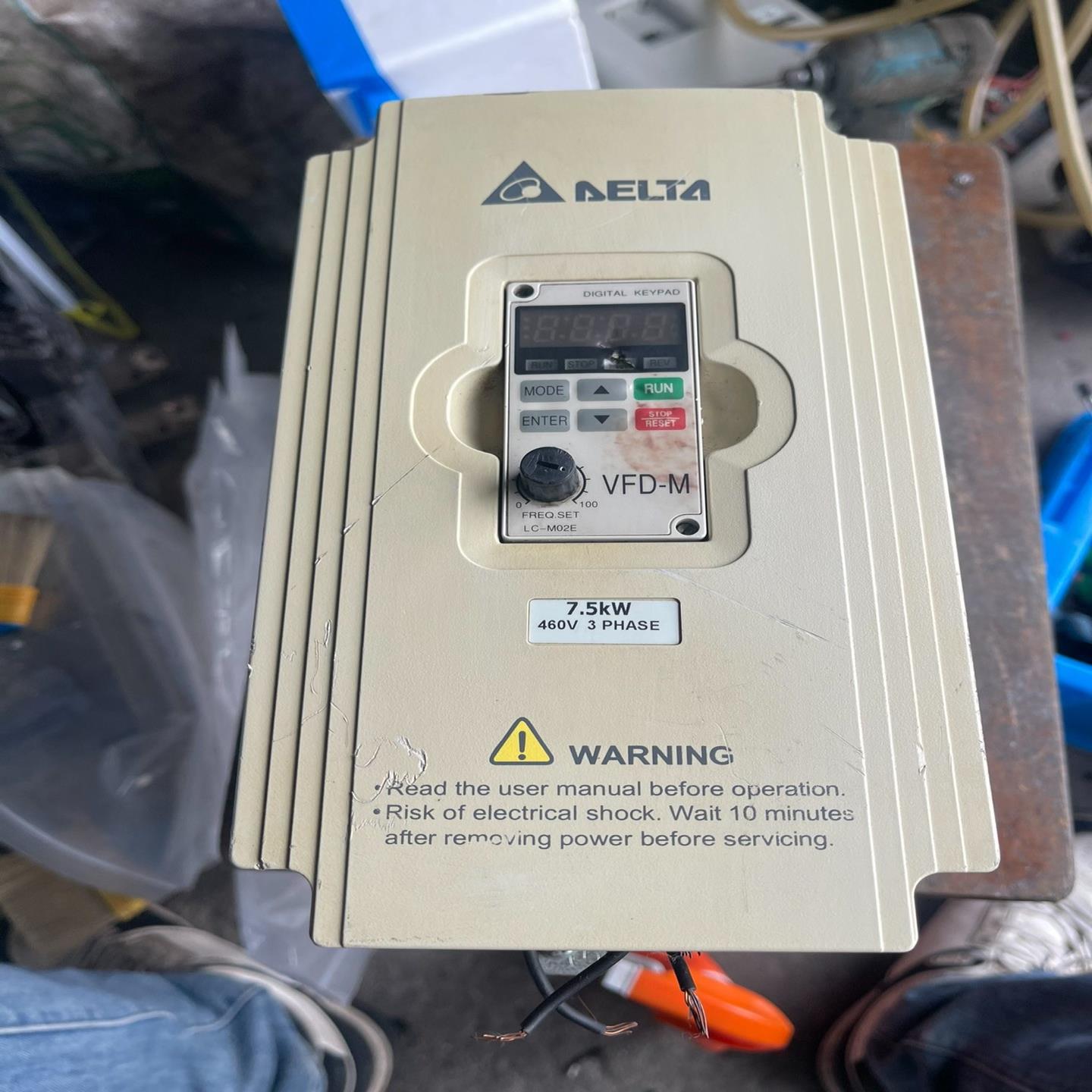 台达变频器VFD075M43A/7.5KW/380V成色如图(通通配件）
