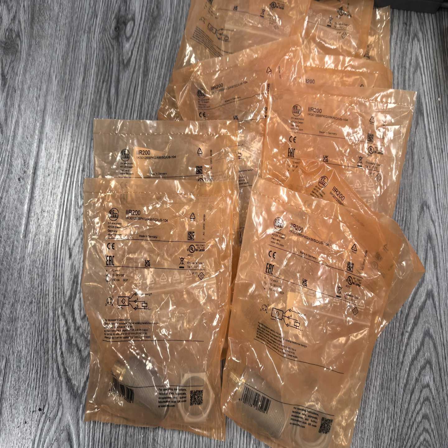 咨询-易福门IIR202，IIK3012BANKG/AM/SC/