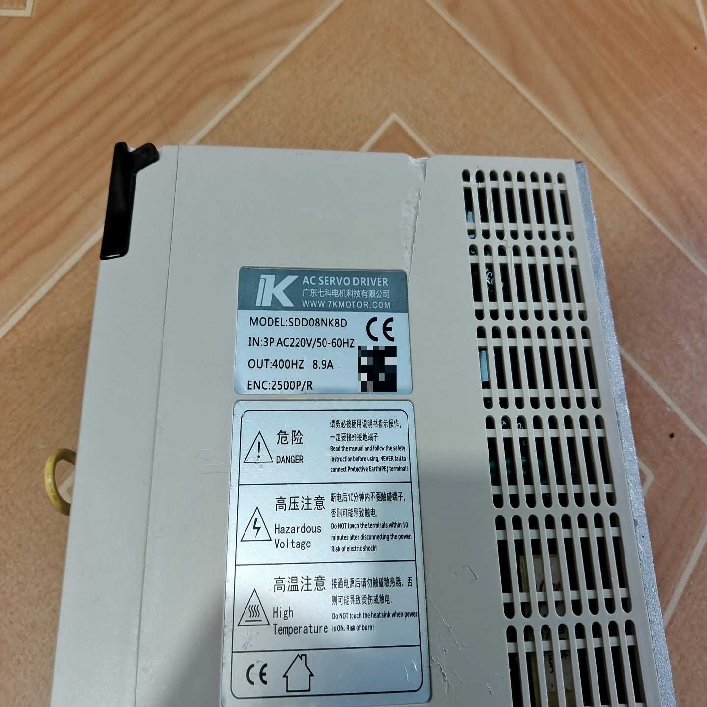 【议价】七科伺服驱动器SDD08NK8D，功能正常，成色为实图