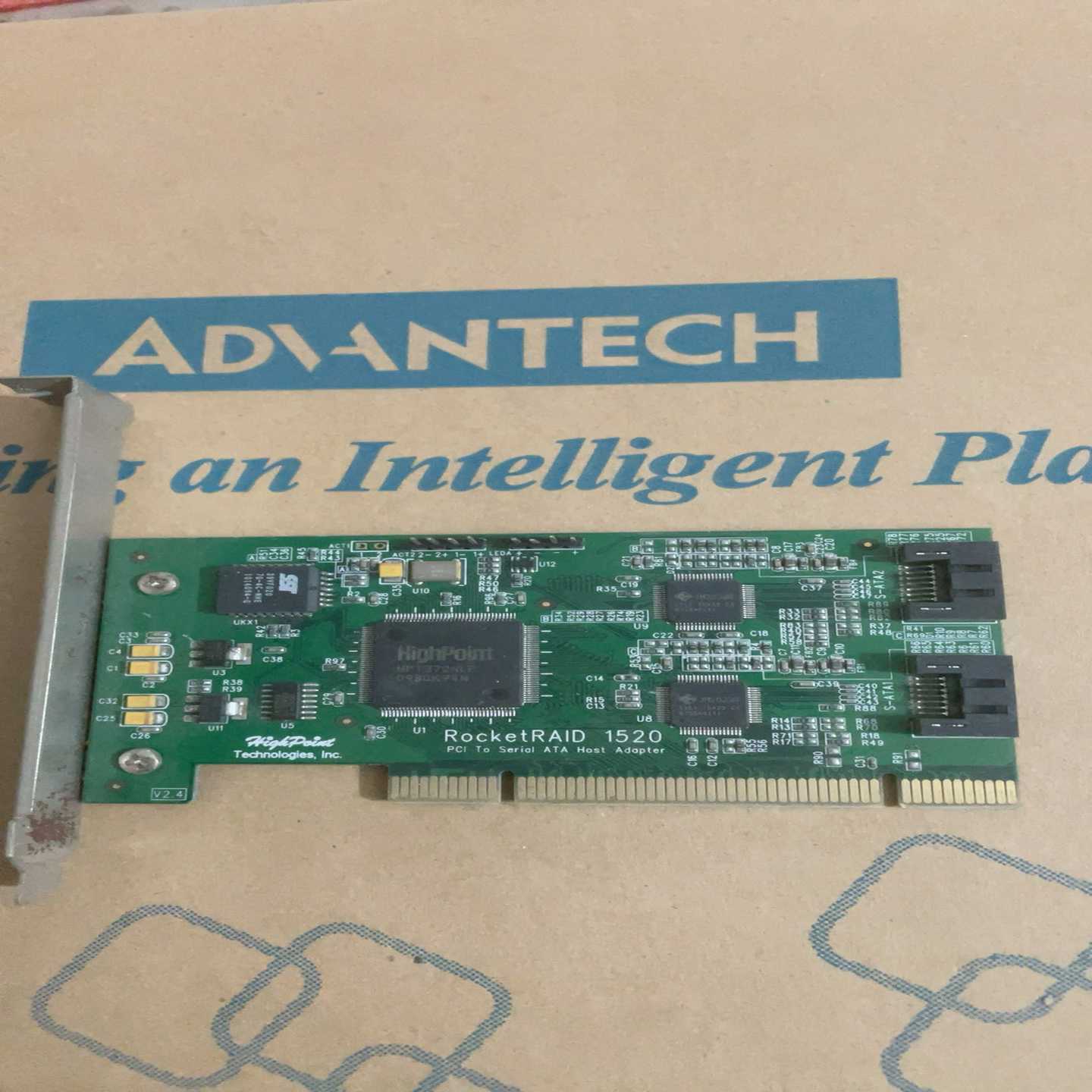 出一块 HighPoint RocketRAID 1520--议价商品