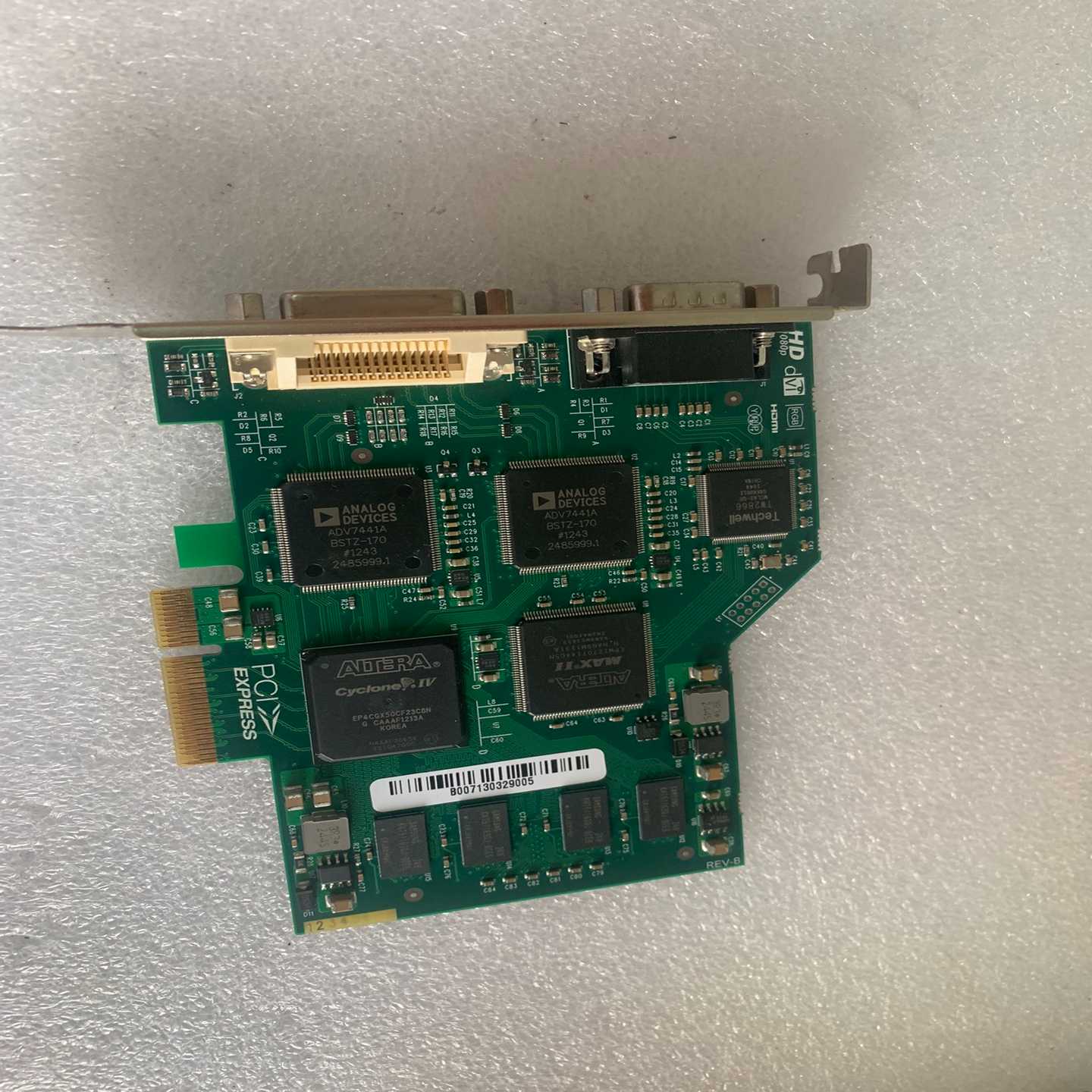 PCI EXPRESS美乐威XI204XE视频采集卡~询价