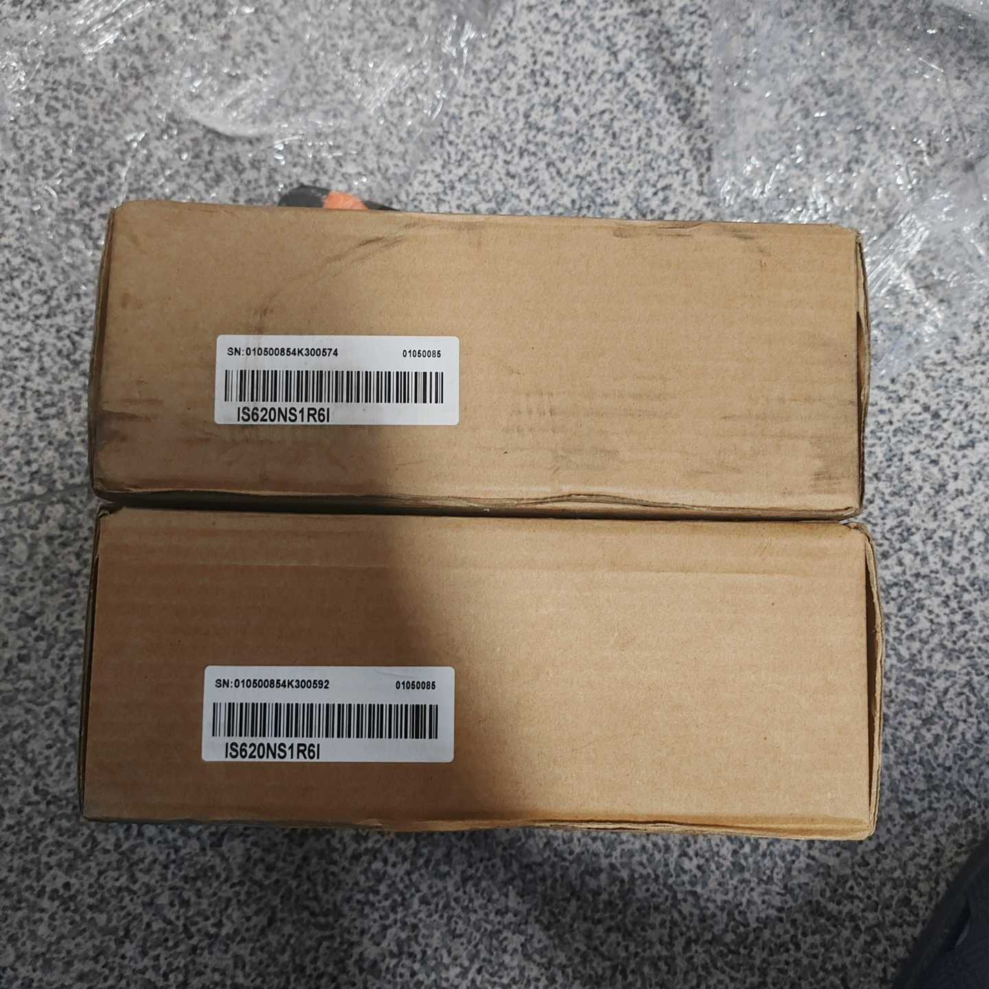 汇川驱动器IS620NS1R6I，盒码一致，询价