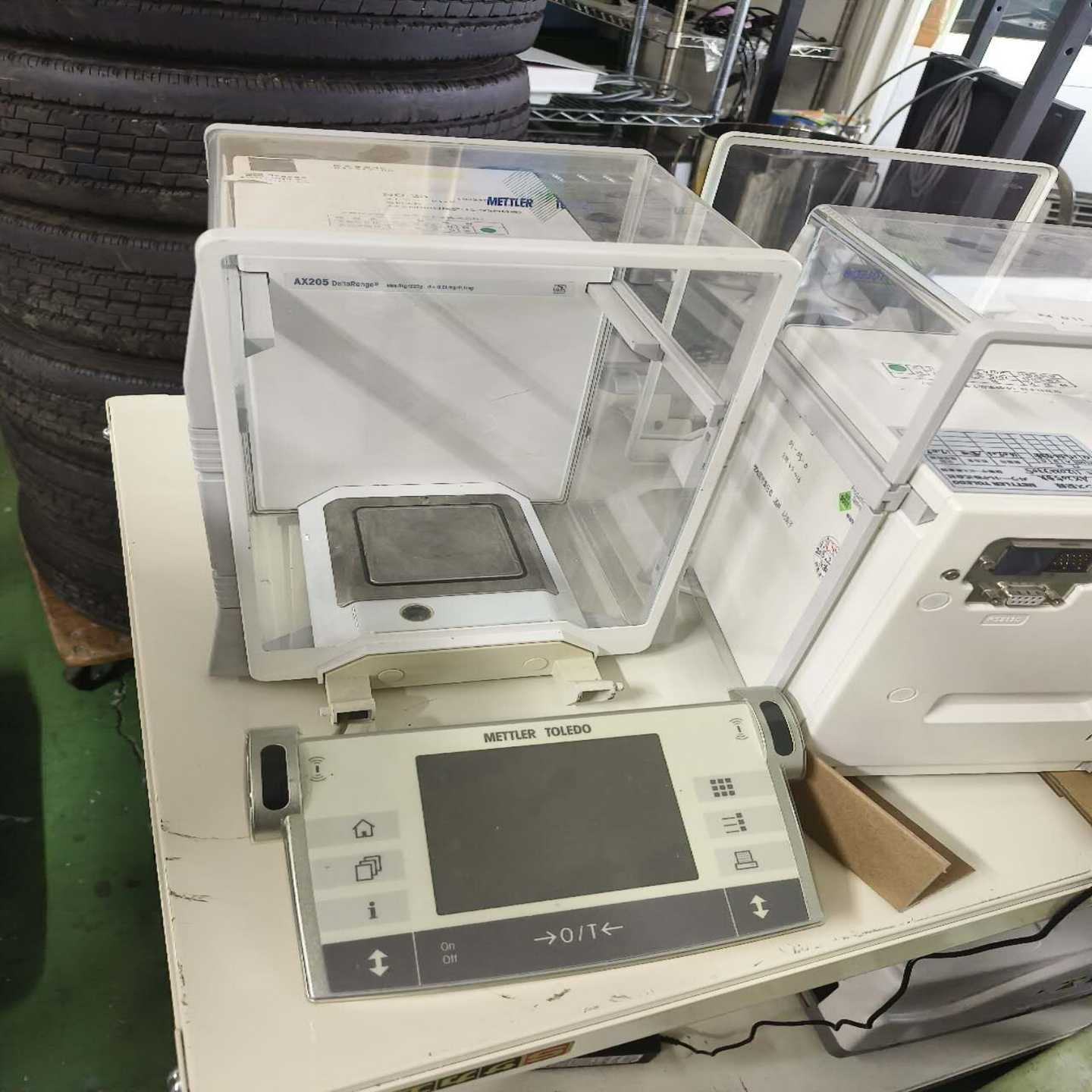 梅特勒托利多十万分之一天平AX205带自动门询价图片