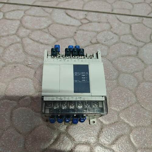信捷PLC控制器XC1-10T-E，成色如图所示，功能，~询价