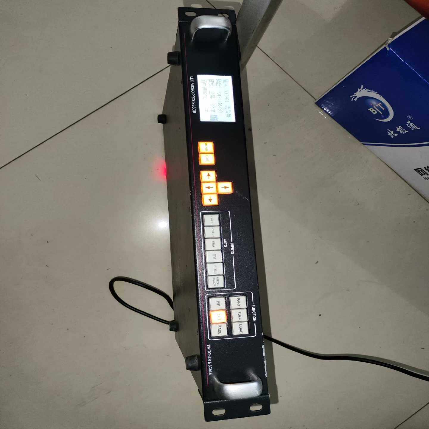 LED视频处理器 实物图片 ，功能正常。【鑫鑫商铺】
