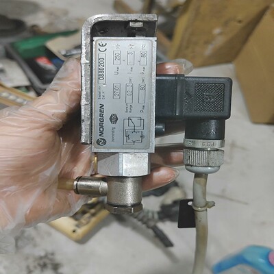 诺冠0880200，IMINORGREN机械式压力开关，原询价