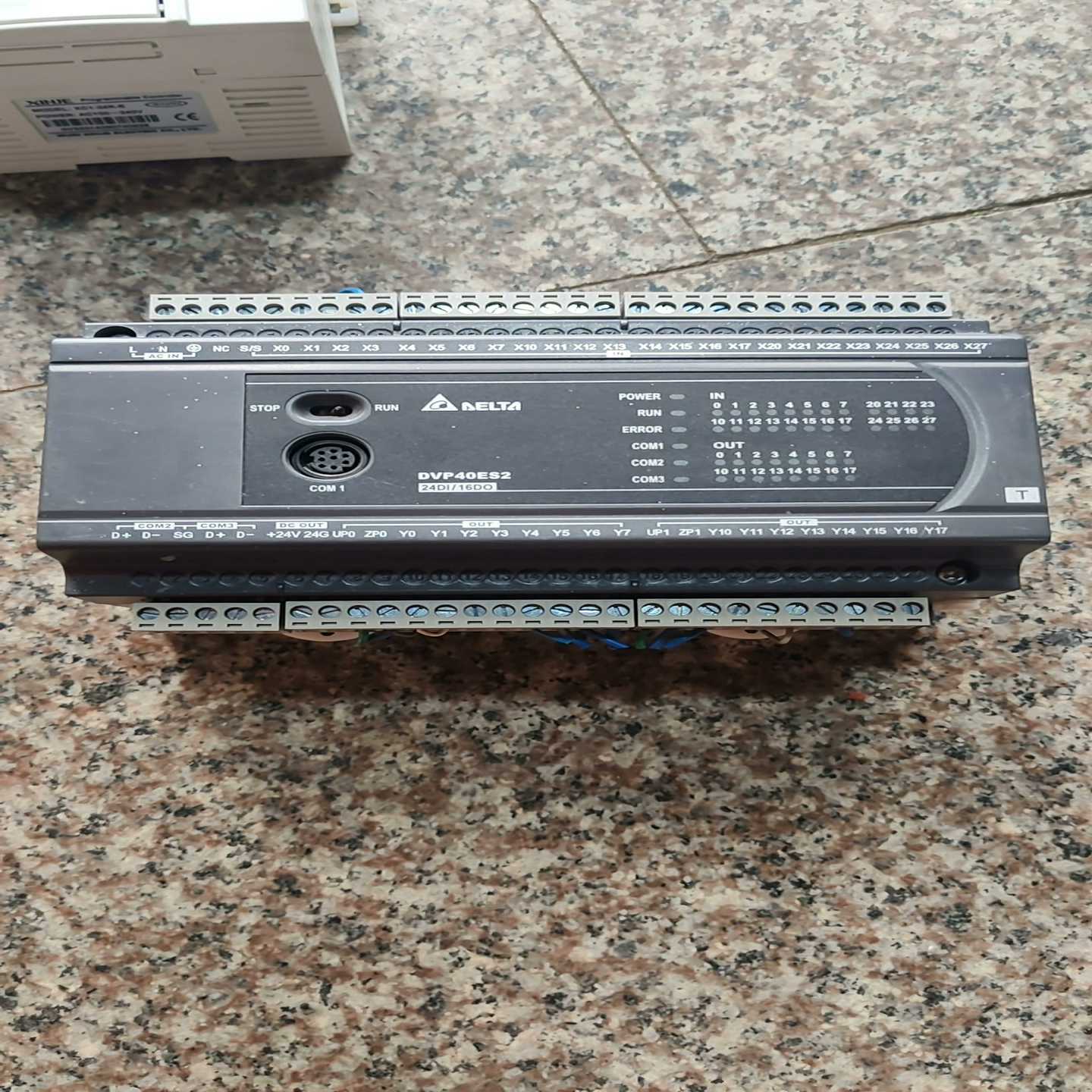 台达PLC  DVP40ES200T  带二维码--议价商品