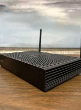 Control4 C4-EA3 智能影音主机拍前询价