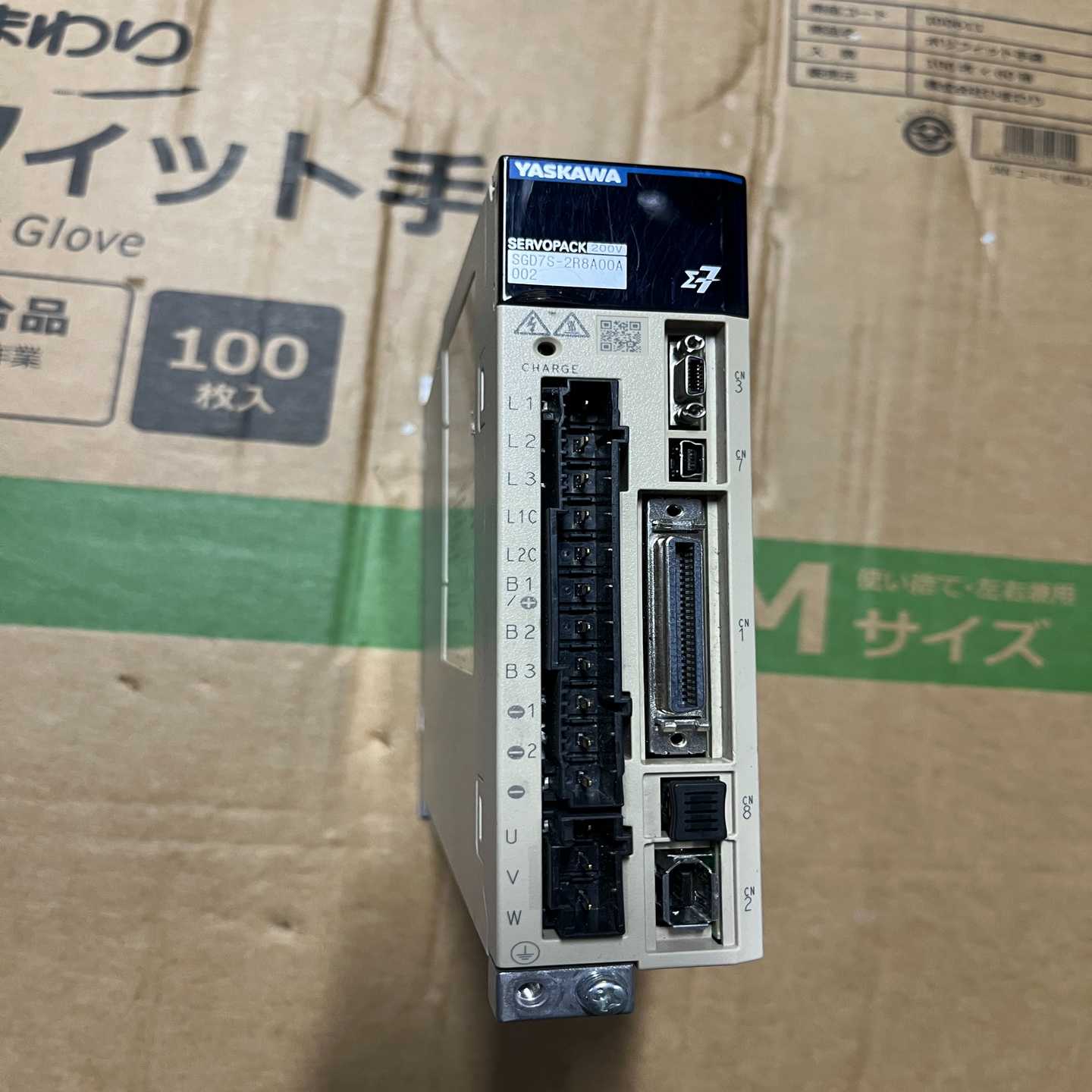 SGD7S-2R8A10A002安川九新驱动器，【落红设备】