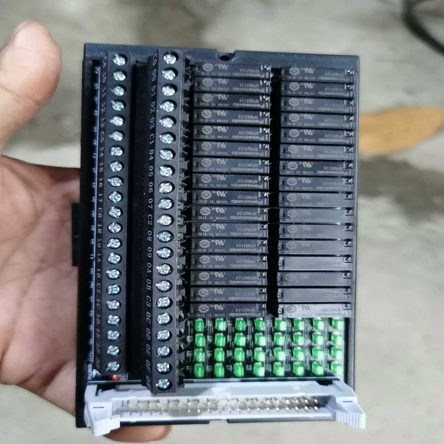 32路继电器模组分布式IO模块 端子台大中型PLC专用隔离模【鑫