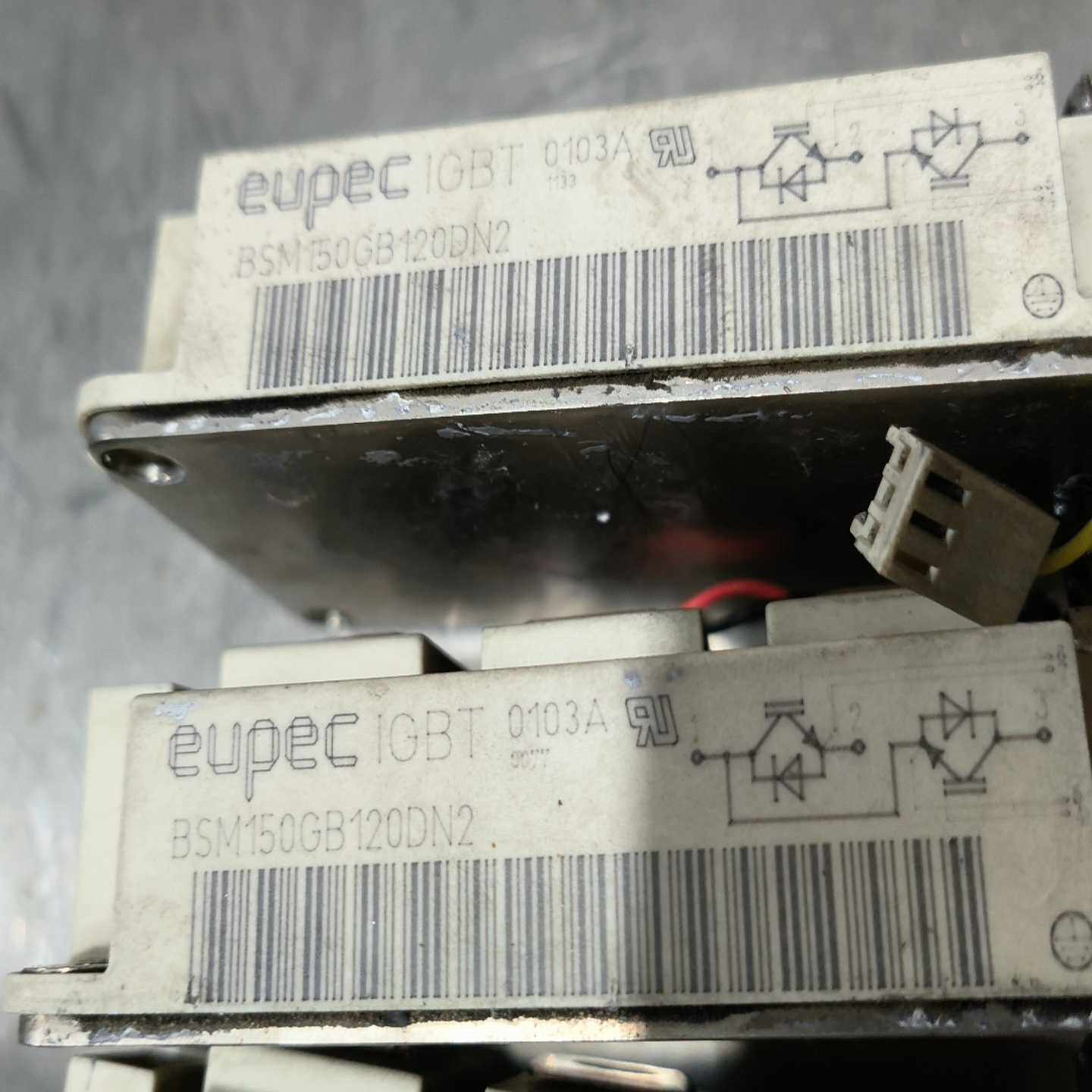 设备英飞凌模块BSM150GB120DN2成色如~询价