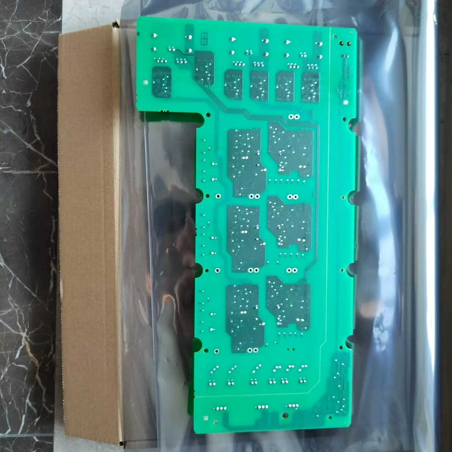 询价6054-HTTL-00  派克690变频器编码器板 成色漂议价