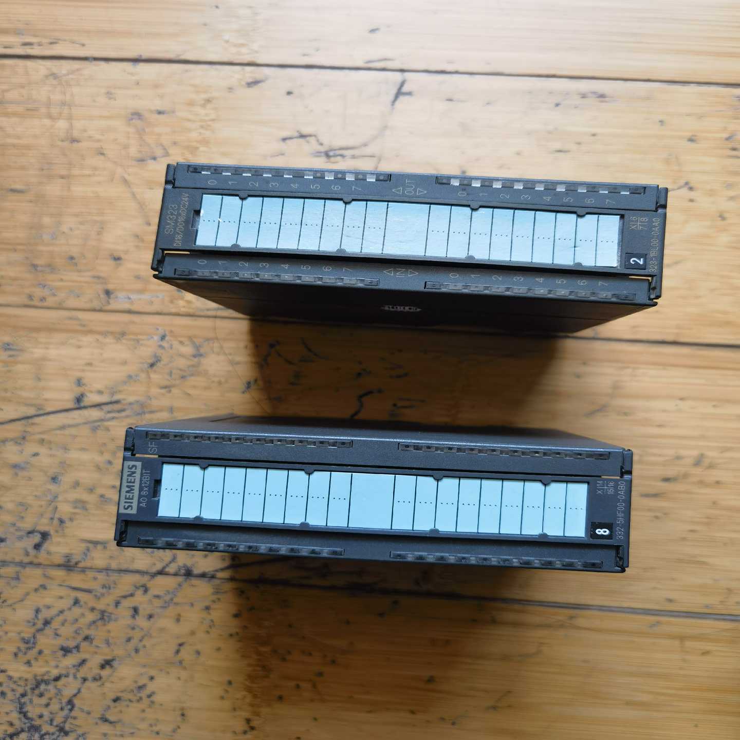 6ES7 332-5HF00-0AB0和323-1BL00-（佳毅工控）