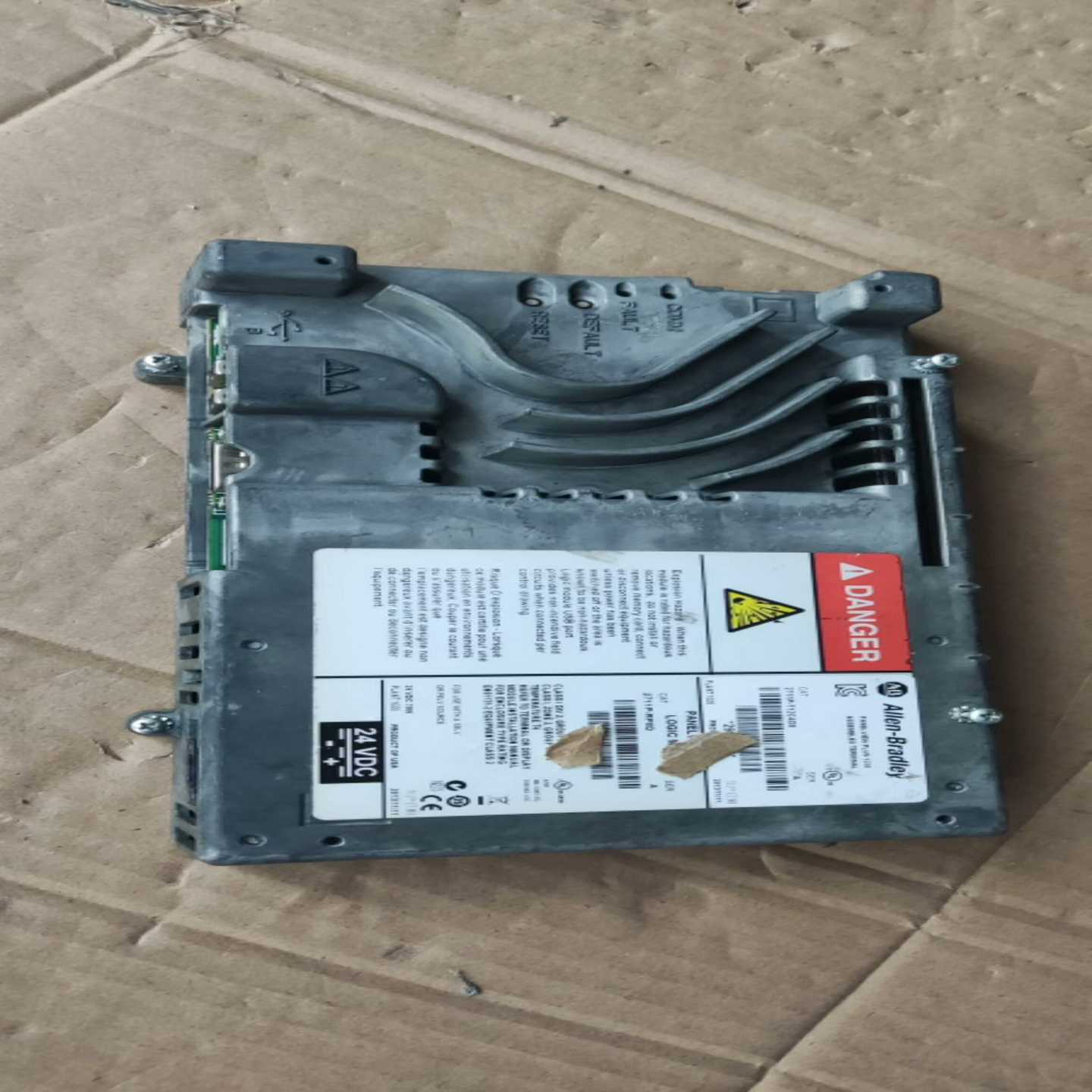 AB 2711P-T12C4D8 二手实物 拆机的 议价卖~议价