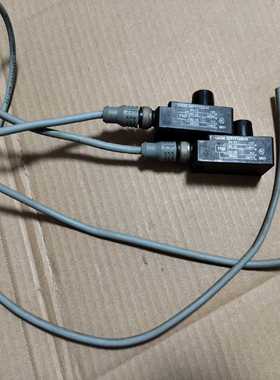 【星慕电子】BAUMER超声波传感器UNDK30P1712/S14，都是