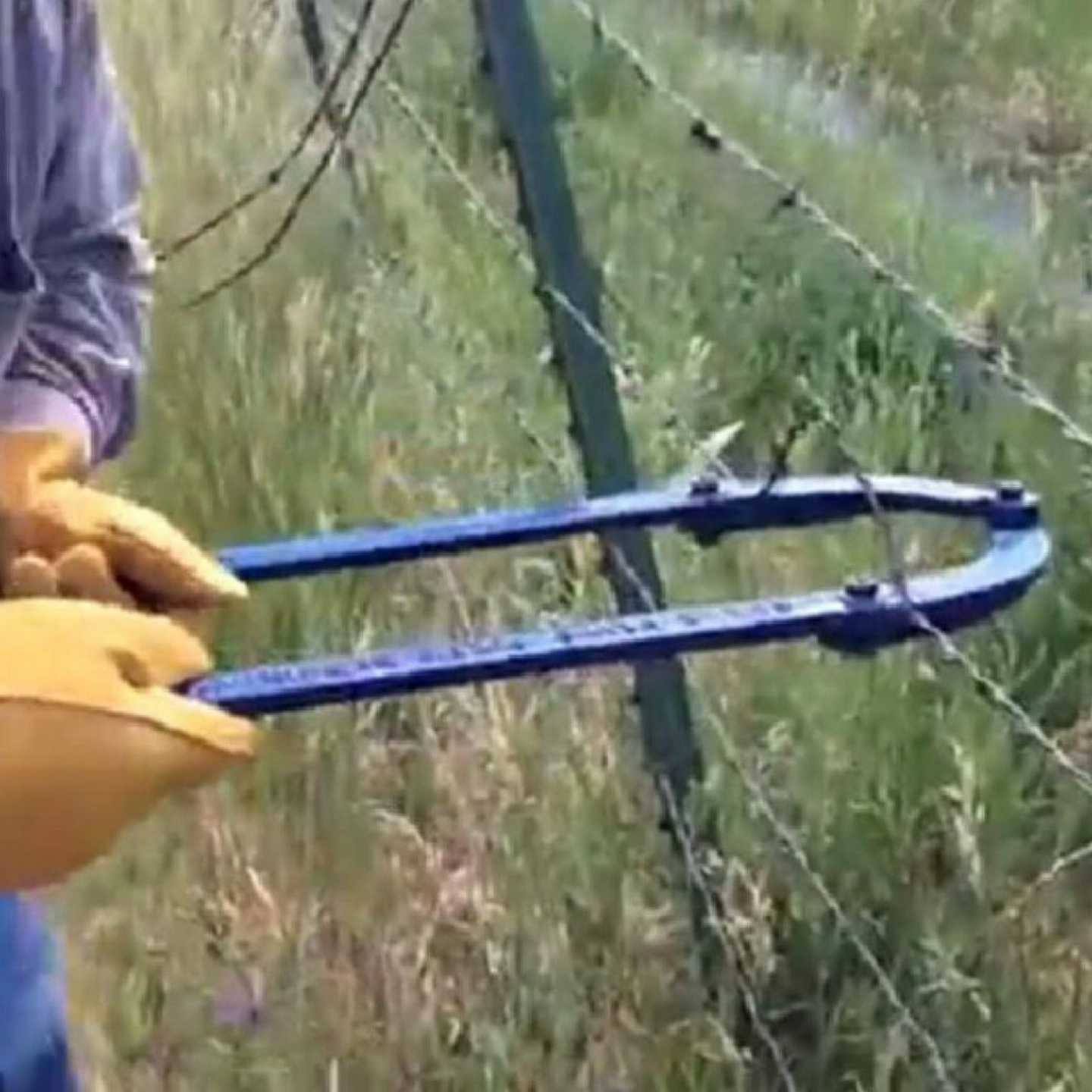 铁丝网栅栏修复工具围栏手动修补器花园草坪护栏修理工具固定器