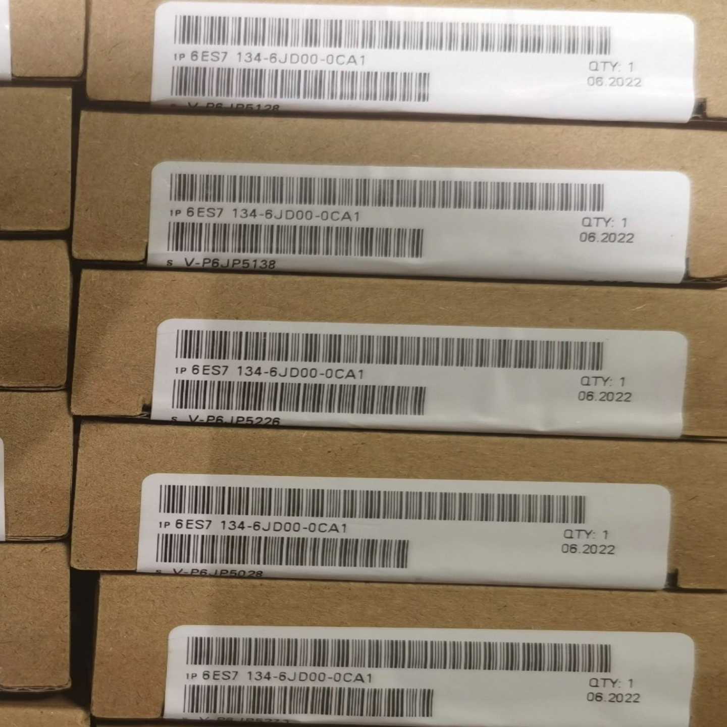 询价6ES7134-6JD00-0CA1数字模块保内