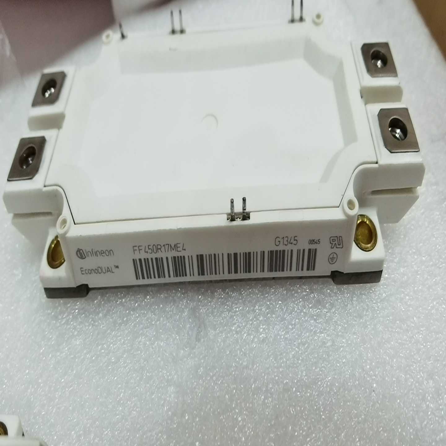 询价~英飞凌模块  FF450R17ME4  清洗好的  85只