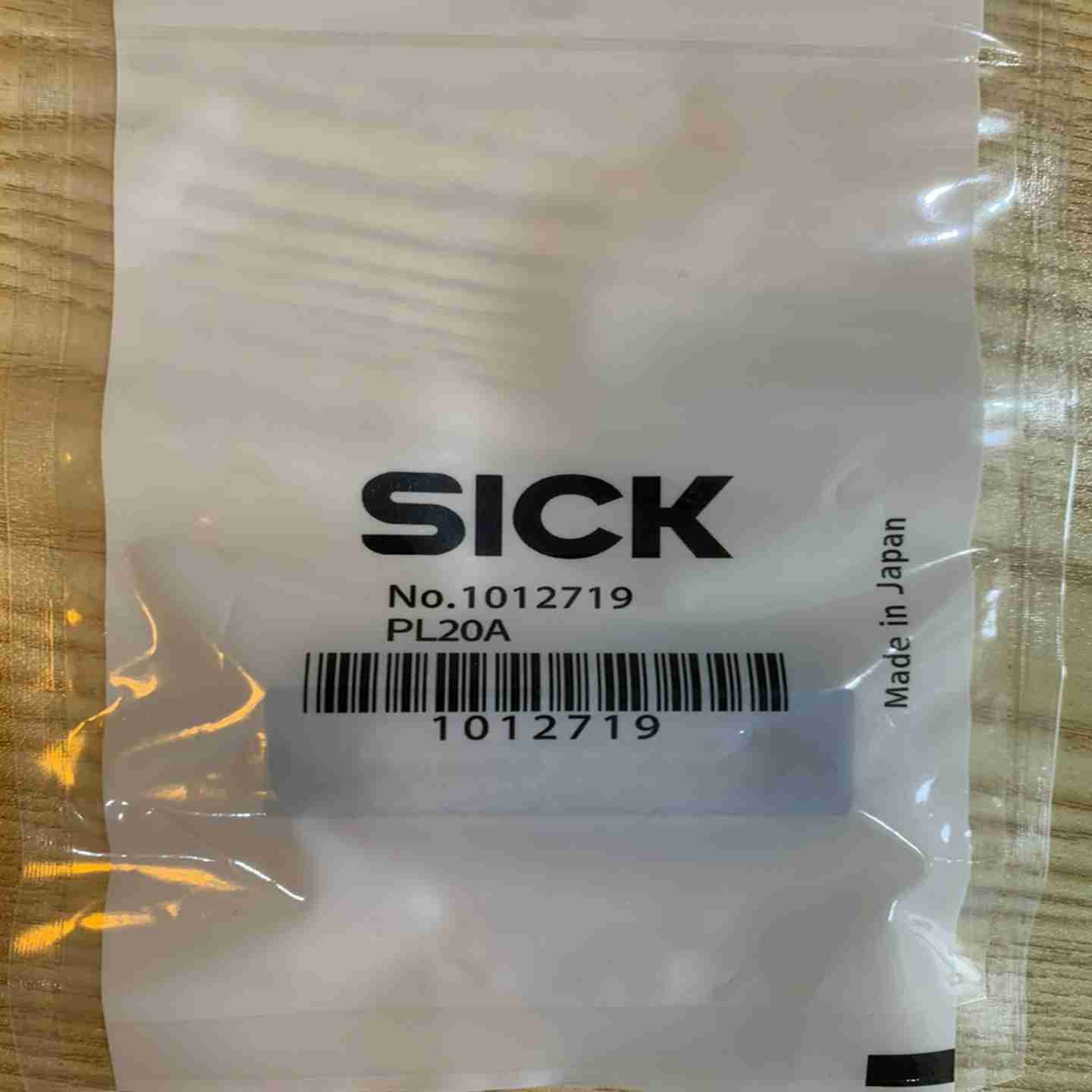 议价-德国SICK反T光板PL20A全新原装正品假一罚十-议价