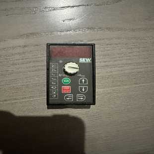 变频器SEW. 询价 手动调速面板FBG11B无包装 有多个