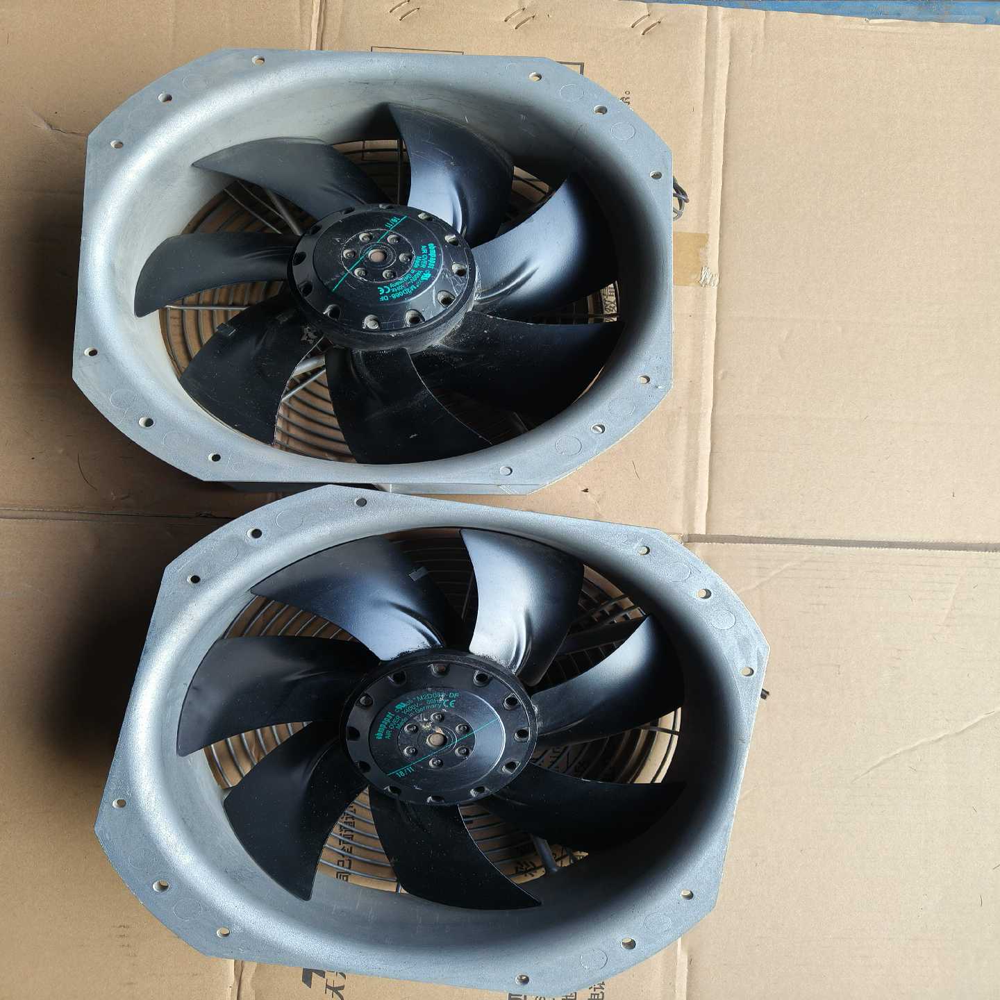 询价~德国ebmpapst型号W2D250-HJ02-07