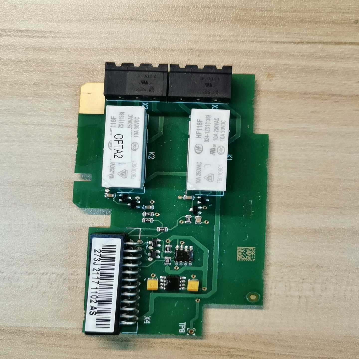 伟肯变频器继电器保护卡OPTA2PC00273F包上机询价