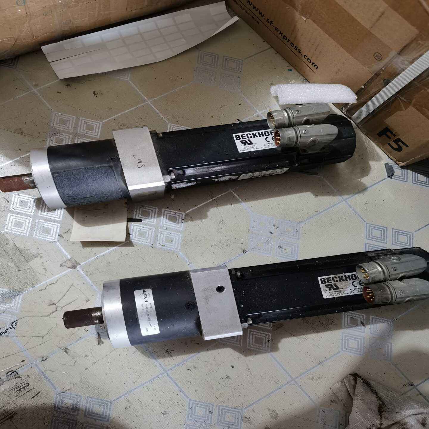 询价倍福电机AM3033-0C41一0000