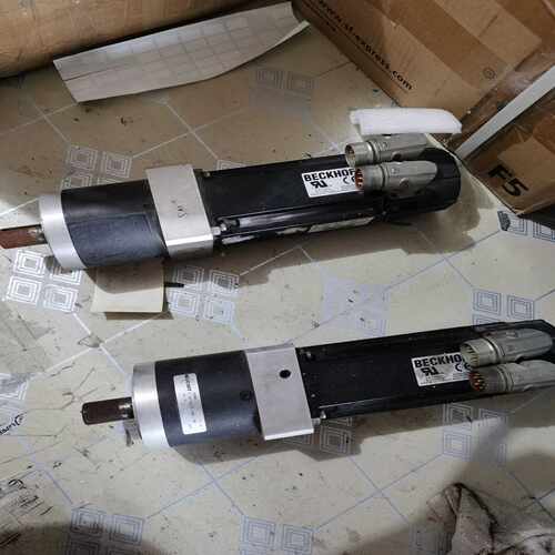 【星慕电子】倍福电机AM3033-0C41一0000