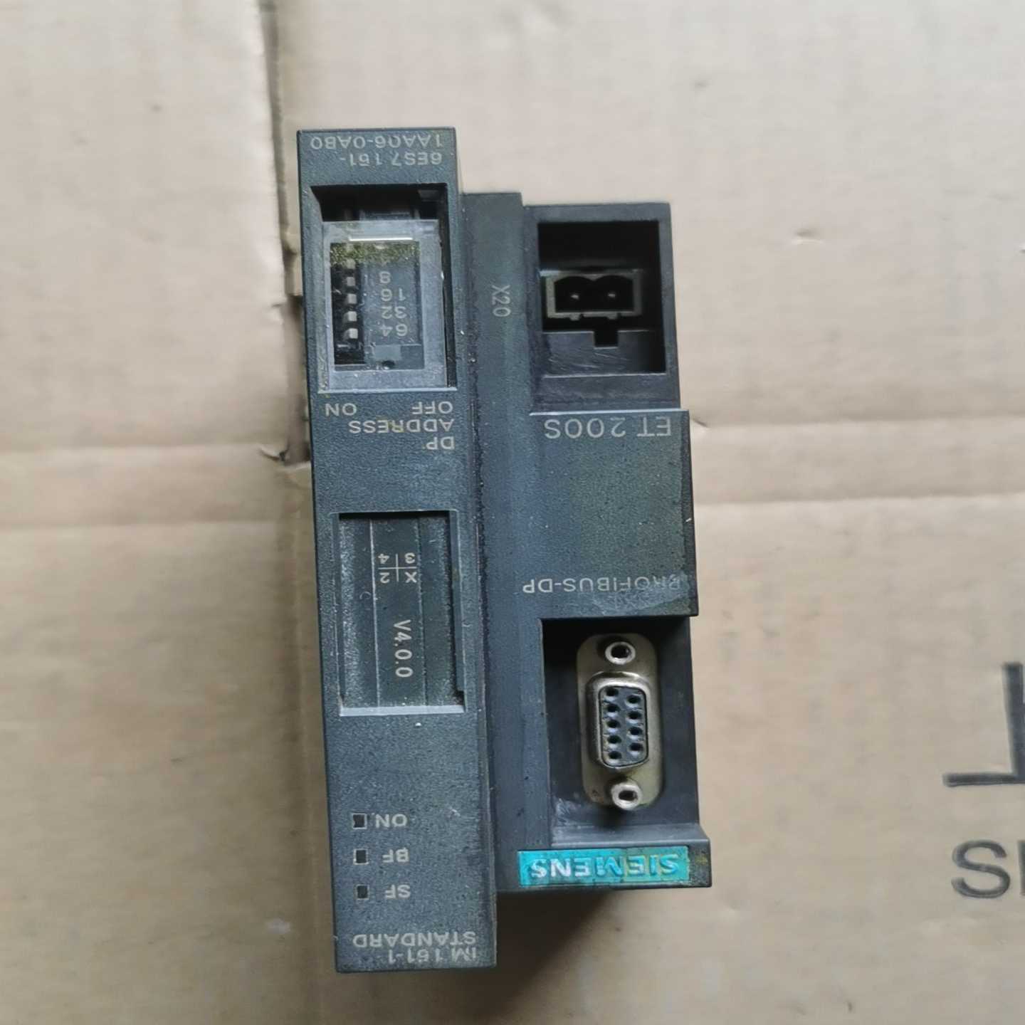 西门子PLC   6ES7151-1AA06-0AB0议价拍前询价